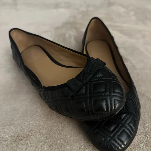 Tory Burch shoes 🖤 - Picture 6 of 6
